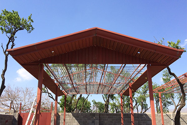 زیبایی سقف آلاچیق در تهران